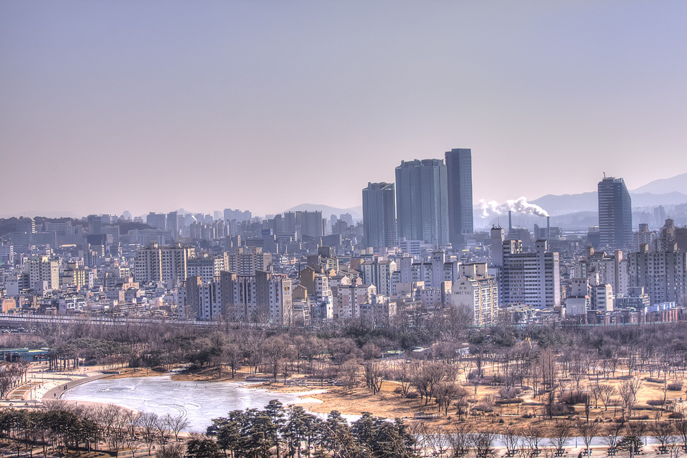 HDR cityscape view of Seoul from the Sky Park next to the World Cup Stadium / Credit to photographer via travel blog