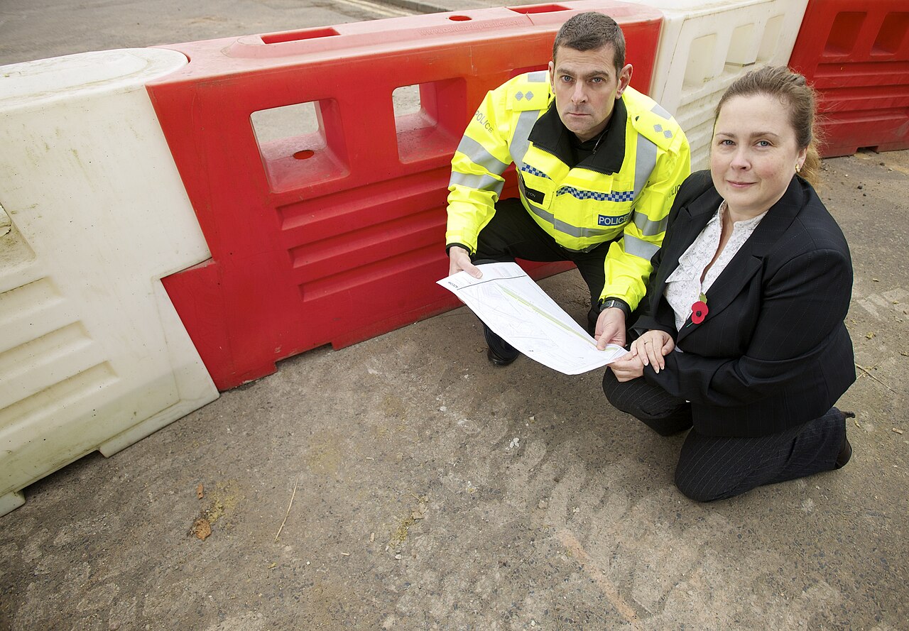 Traffic calming barriers installed by West Midlands Police to deter illegal street racing on Birmingham trunk road / Photo: West Midlands Police (Flickr, ID 8169532471)