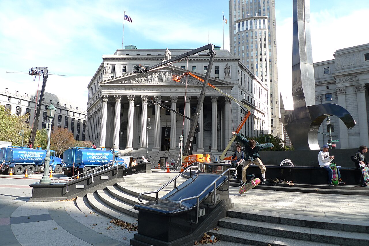 New York County Courthouse in New York City / Public domain (photograph by WTM3)