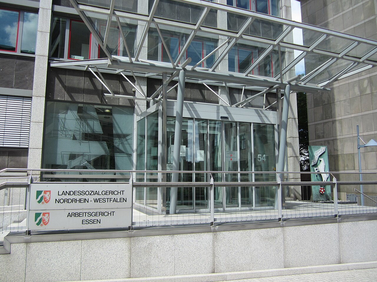German Press Ignores Iraqi Brothers' Rape Trial in Essen