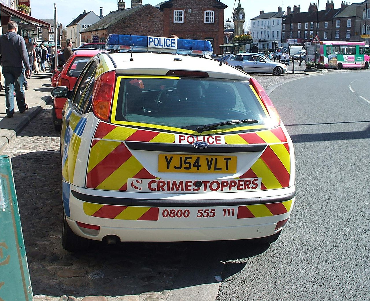 North Yorkshire Police Ford Focus patrol vehicle at Thirsk / Photographer via geograph.org.uk