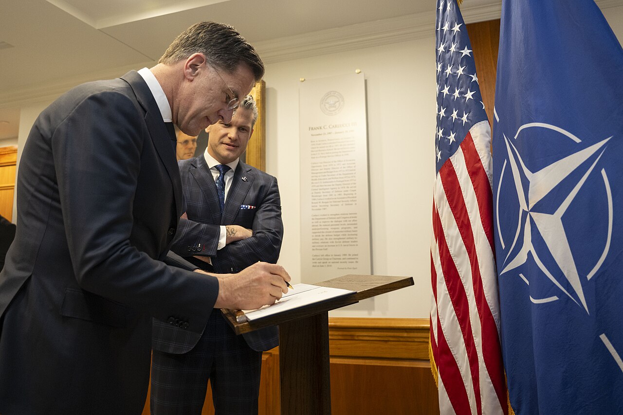 NATO Secretary General Mark Rutte signs the Pentagon guest book prior to a bilateral exchange hosted by Secretary of Defense Pete Hegseth at the Pentagon, April 24, 2025 / DoD photo by U.S. Navy Petty Officer 1st Class Alexander Kubitza
