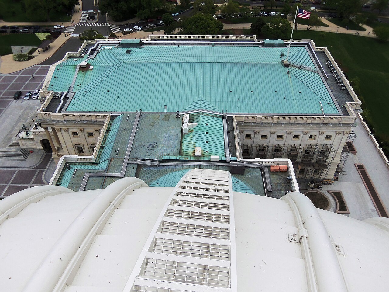 Congressional Gridlock Extends Warrantless Surveillance as Fourth Amendment Protections Expire